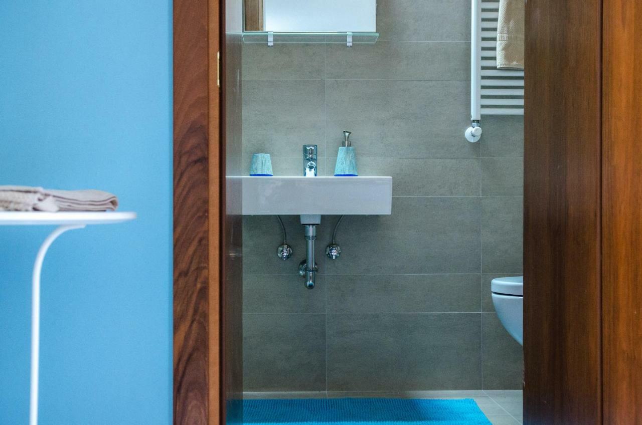 Appartamento Azzurro Two Bathrooms Venecia Exterior foto